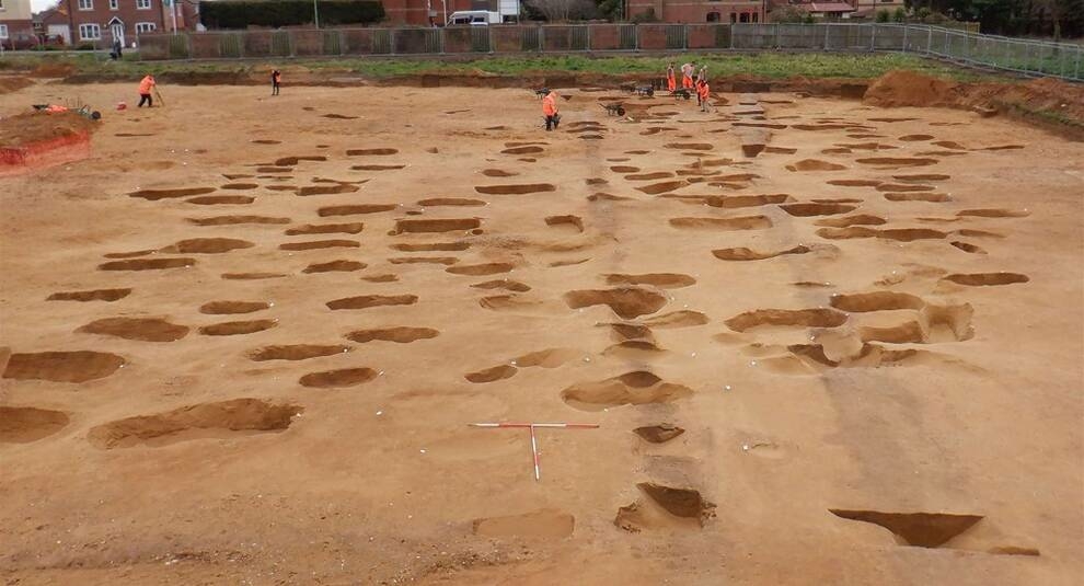 A sixth-century cemetery has been discovered in the English town of Alton