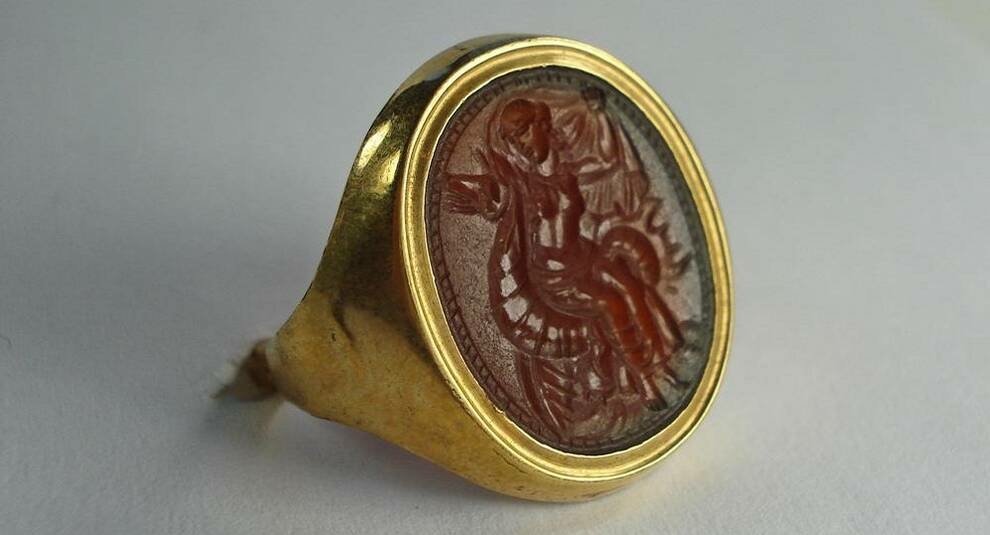 Vintage rings from the collection of Pierre Louis Blakes