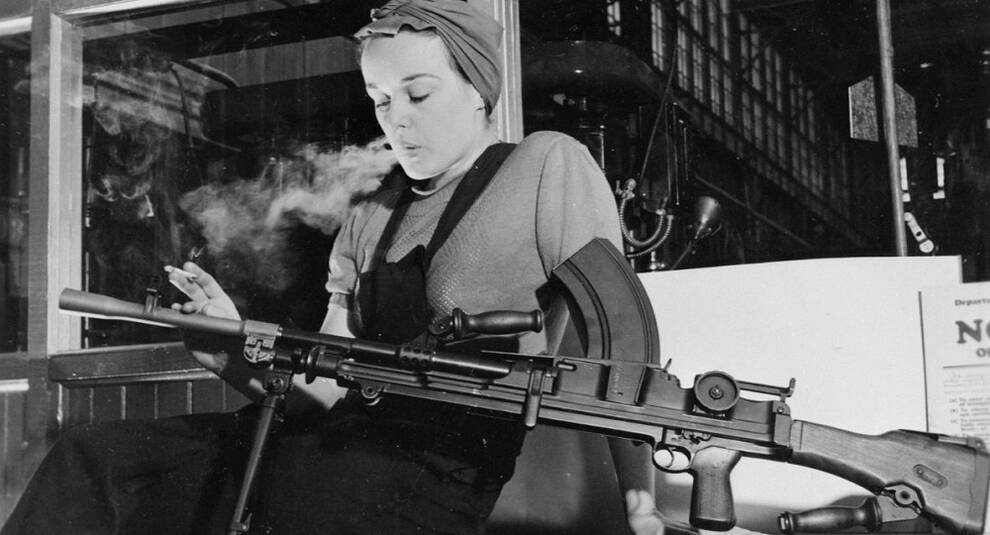 Veronica Foster: the girl who made machine guns