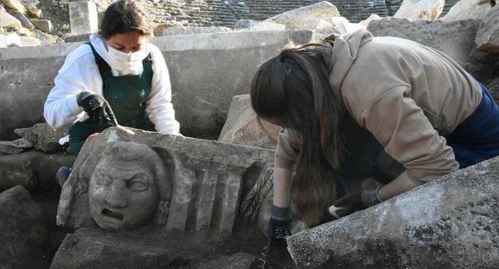 Archaeologists have found new images of the masks in Stratonicea