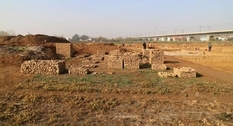 Древние руины в Хэнани оказались мавзолеем императора