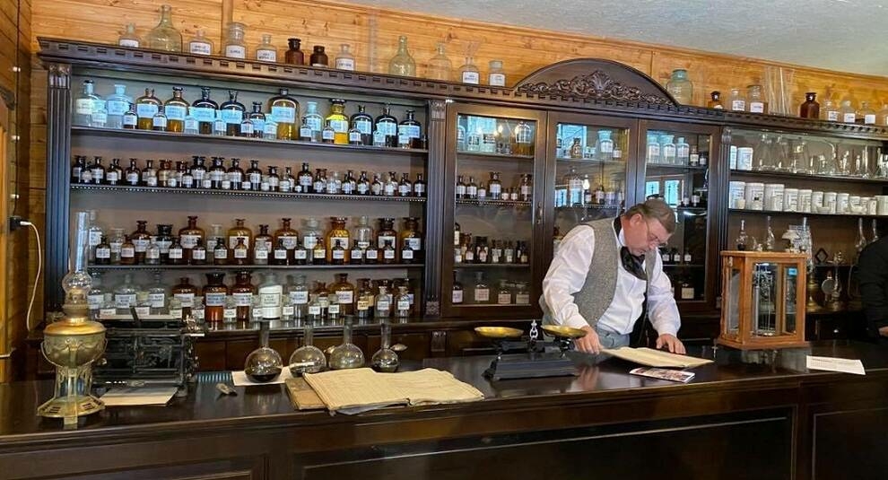 The history of the Ukrainian oil industry: a pharmacy-museum of Jan Zeg was opened in Borislav