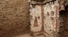 В гробнице династии Тан найдены рисунки на стенах
