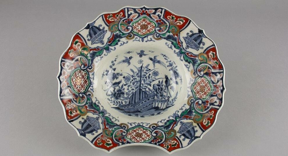The history of Japanese porcelain: arita ceramics