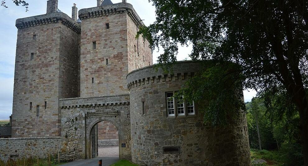 Medieval fortress in Scotland: Borthwick Castle