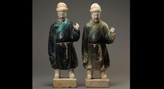 Две керамические фигурки династии Мин спустя столетие вернули на родину