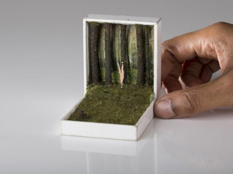 Жизнь в миниатюре: как канадский художник использует старые ювелирные коробочки