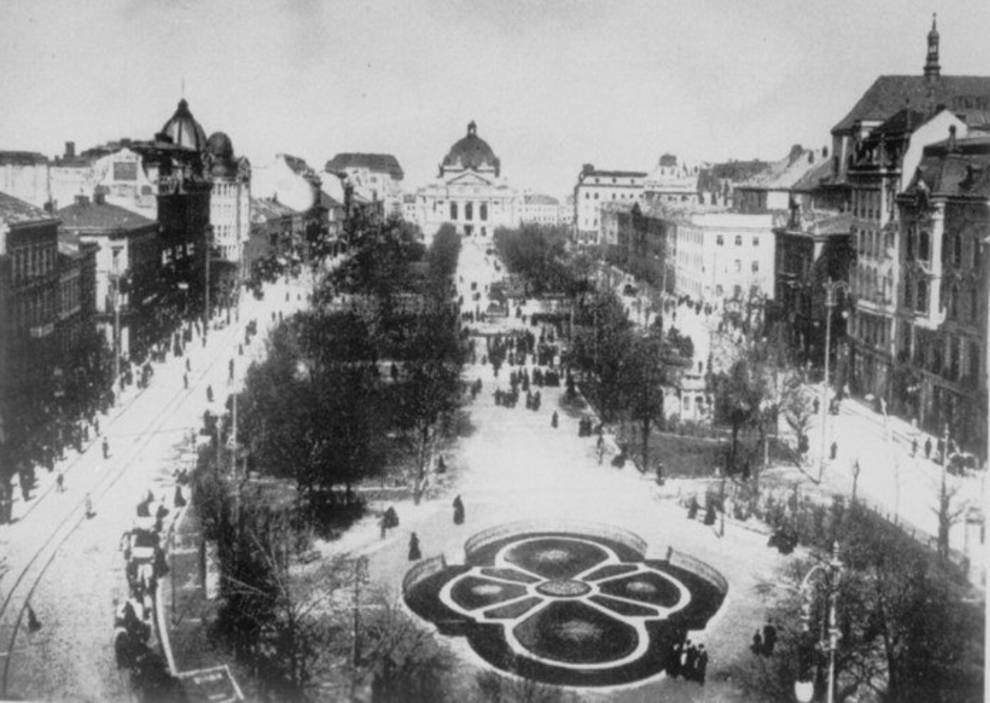 How did Lvov live during the German occupation in 1941?