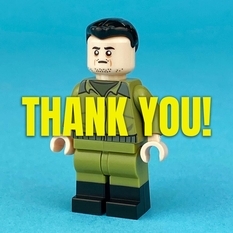 LEGO випустив лімітовані фігурки Зеленського та коктейлів Молотова
