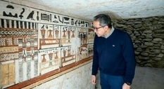 Burials in Saqqara: five ancient tombs found