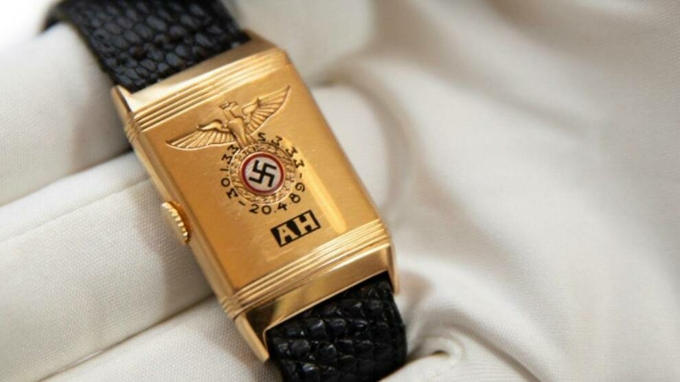 Наручний годинник Адольфа Гітлера виставлено на аукціон