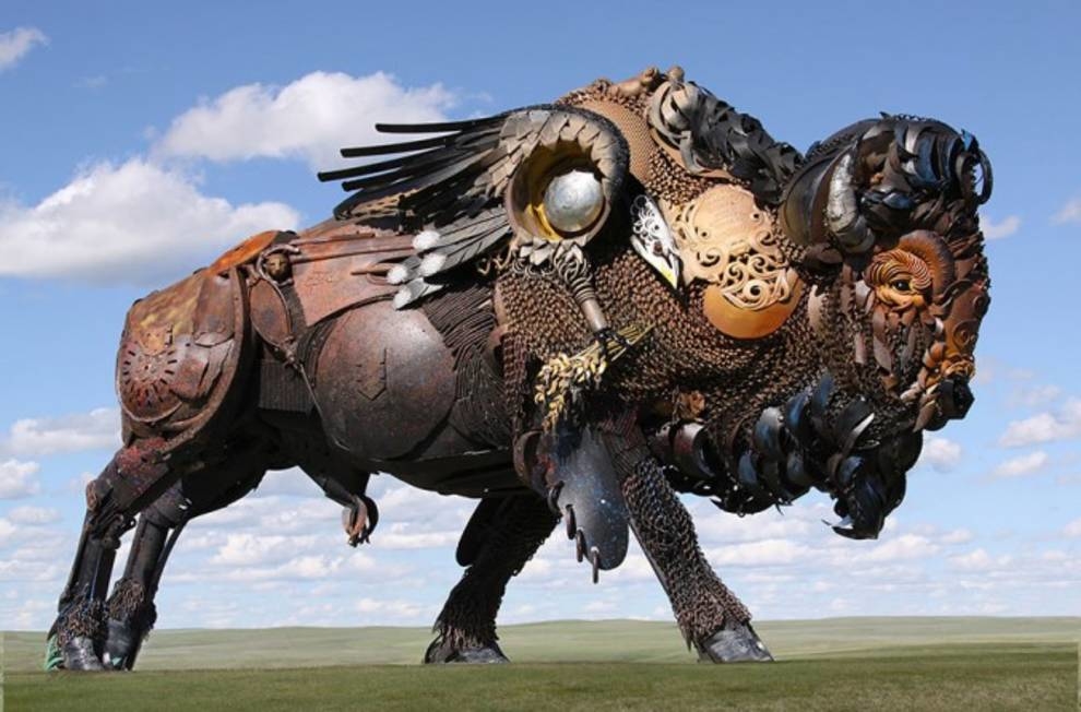 Metal ranch: impressive sculptures of scrap metal artist from South Dakota