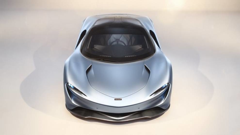 McLaren Speedtail: hypercar accelerating up to 400 km / h