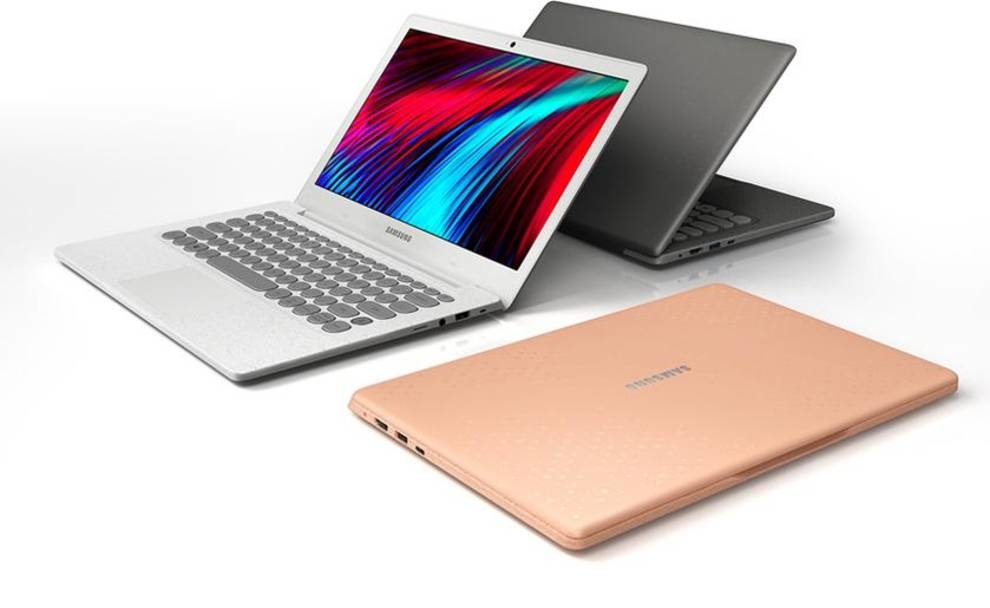 Samsung анонсував випуск ноутбуків з круглими клавішами