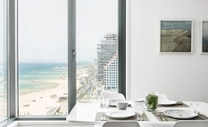 Morze i niebo: jasne mieszkanie w Tel Awiwie