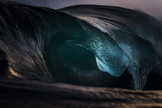 Ocean waves in photos by Ray Collins