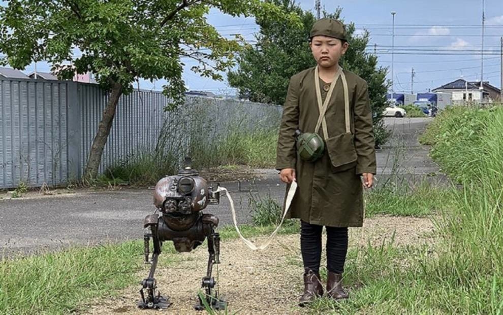 Fighting vehicles from the future created by a Japanese engineer for his son