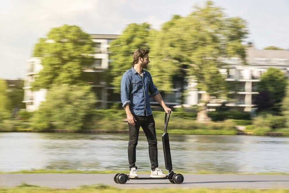 Audi released the 4-wheel electric scooter E-Tron