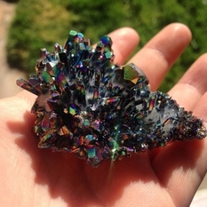 Geologists revealed 25 incredibly rare and beautiful stones