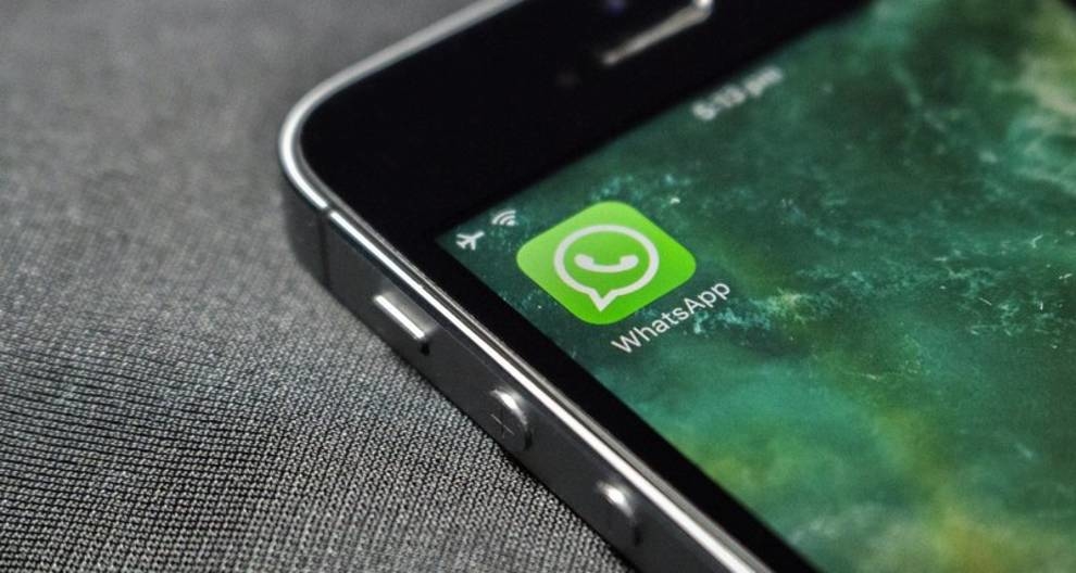WhatsApp can read someone else’s correspondence