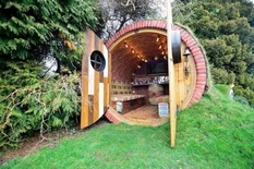 UK firefighter builds hobbit houses