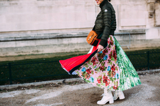Дизайнери показали, як носити плісировані спідниці в холодну погоду (ФОТО)