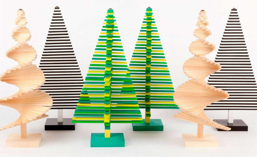 Plywood, cardboard, wood — designers about the materials from which you can create alternative Christmas trees