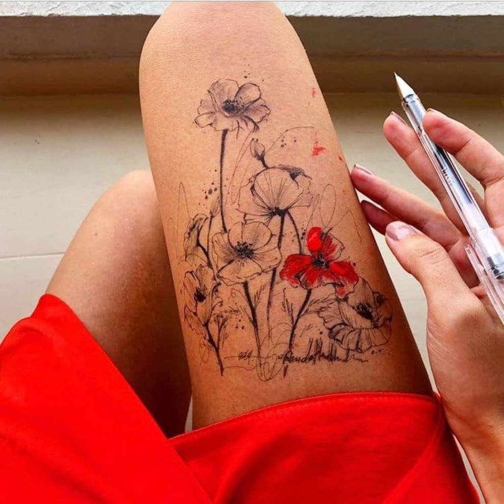 Ніжні квіти і брутальні міста — малюнки на ногах художниці з Дубаї (Фото)