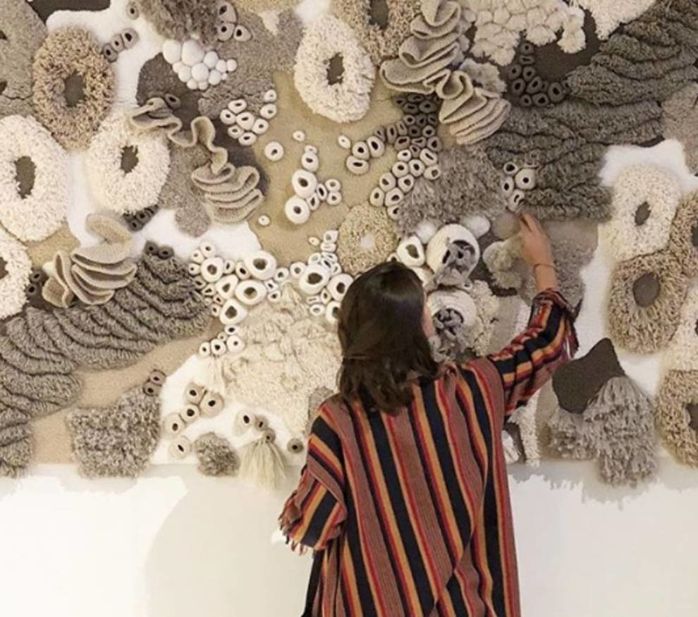 Ocean floor and continents of the planet — volumetric tapestries and carpets of a skilled craftswoman from Portugal (Photo)