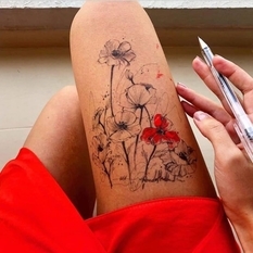 Нежные цветы и брутальные города — рисунки на ногах художницы из Дубая (Фото)