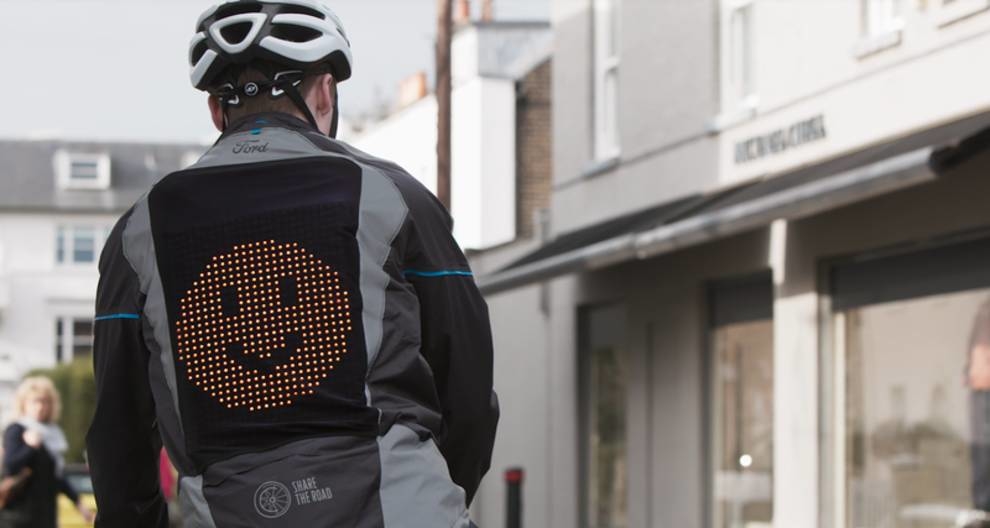 Emoticons, arrows and warning signals — Ford's new biker jacket (Video)