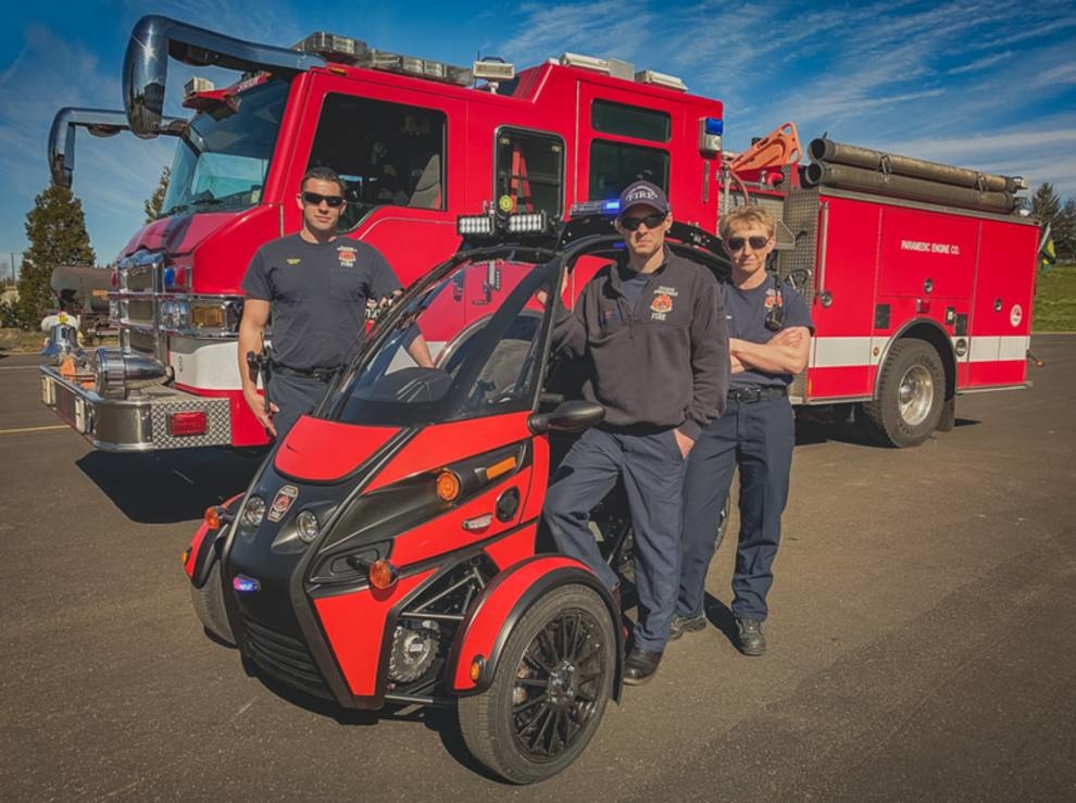 US firefighters test three-wheeled electric car