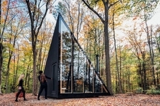 Architects created a comfortable home for living in the forest