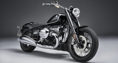 Competitor Harley-Davidson: BMW introduced a new cruiser (Video)