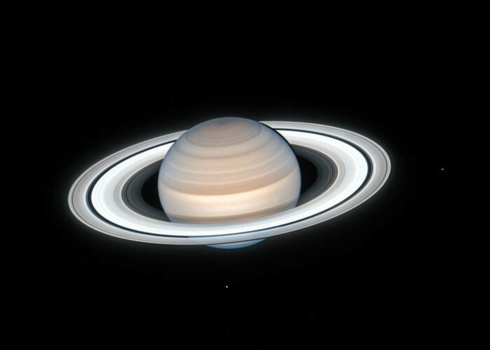 Хаббл показав, як виглядає літо на Сатурні