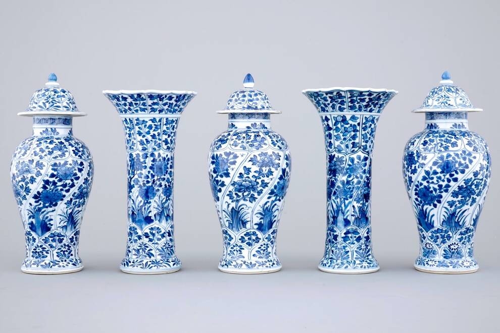 Experts talked about the shapes of Chinese vases
