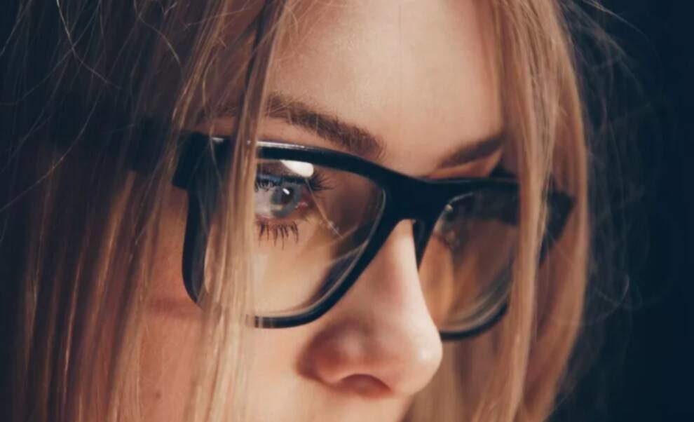 Стартап розробив окуляри, які допоможуть боротися з прокрастинацією (Відео)