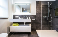 Bathroom storage: interior experts shared a selection of ideas