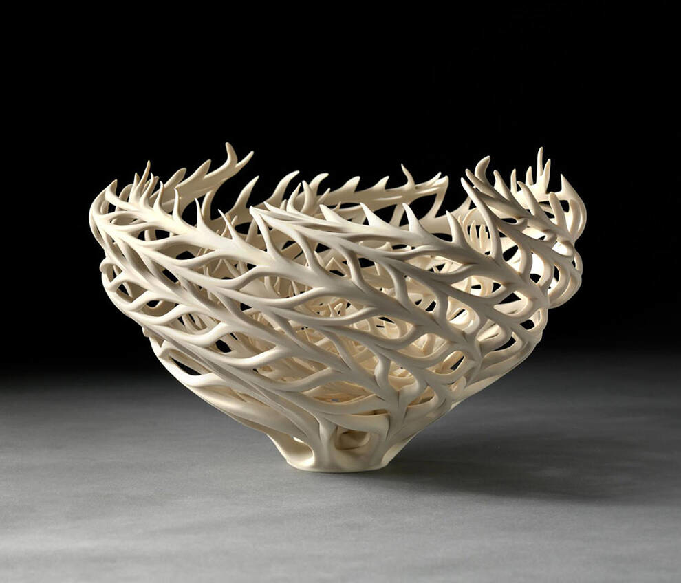 Amerykański ceramista tworzy niesamowite porcelanowe wazony (zdjęcie)