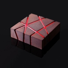 Desserts of perfect geometric shape are created by a pastry chef from Ukraine (Photo)