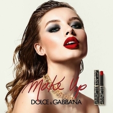 Dolce & Gabbana презентовал новую ярко красную помаду (Видео)