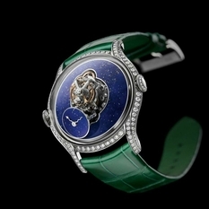 Стильний, елегантний та різдвяний - наручний годинник від MB & F (Фото)