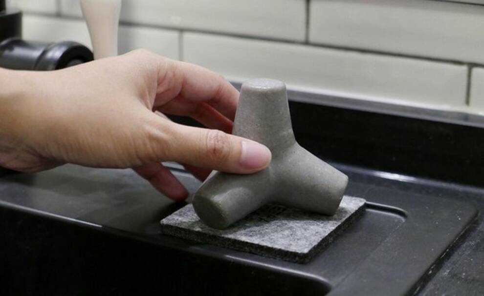 Tetra Soap is a handmade soap that looks like an environmental barrier
