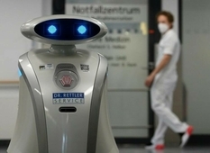 Keeps patients clean and entertaining - the capabilities of a Singaporean cleaning robot