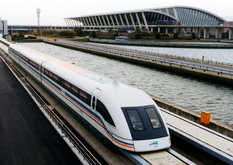 Китайские конструкторы построят поезд, способный развивать скорость до 600 км/ч