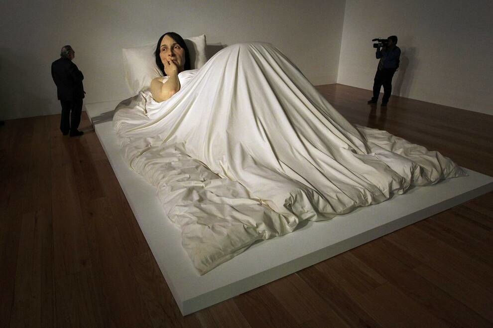 Как живые: гиперреализм в скульптуре Рона Мью́ека