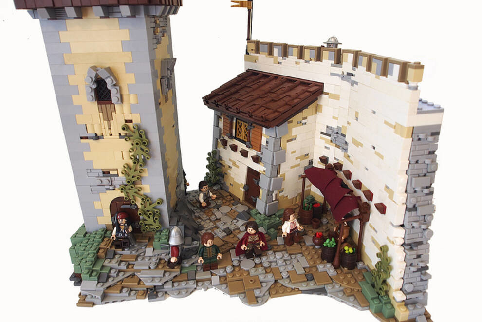 Castles, mills, huts - a collection of Lego pieces by a passionate designer