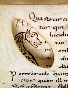 Dziewiarstwo i haft - twórcze podejście do restauracji średniowiecznych rękopisów profesora z Holandii