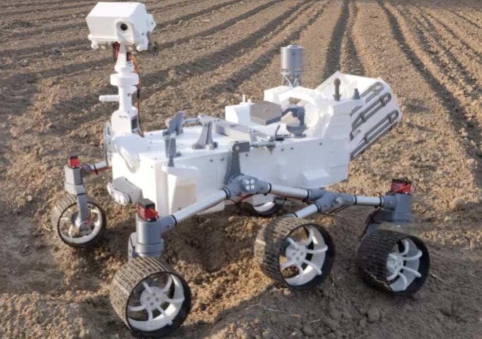 American scientists have constructed a copy of the Perseverance rover