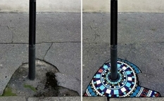 Нестандартный подход к ремонту дорог: француз украшает выбоины мозаиками